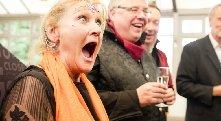 Byłam jedyną, która nie wiedziała, że moja siostra miała tajne dziecko - zrozumiałam, dlaczego, gdy zobaczyłam to dziecko.