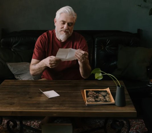 Moja teściowa oskarża mnie o zdradzenie jej syna, test DNA mówi, że to ona jest oszustką.