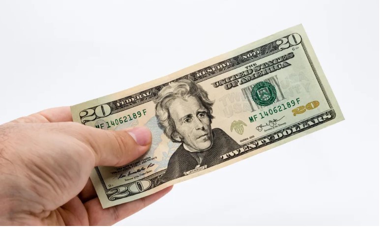 Mąż Iris zostawił ją i dzieci z zaledwie 20 dolarami na trzy dni, podczas gdy sam uczestniczył w weselu. Frustrowana i zrozpaczona podjęła odważną decyzję, aby dać mu nauczkę. Po powrocie, widok, który go zastał, sprawił, że upadł na kolana i wybuchł płaczem...