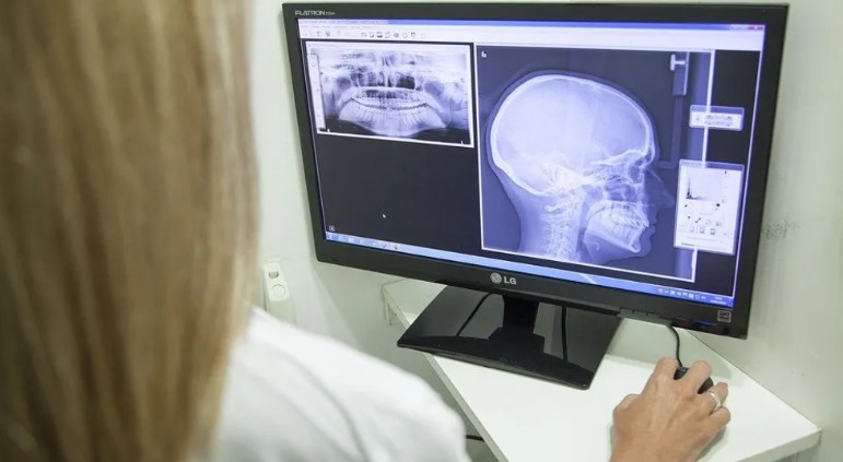 Stałem się ciężarem dla mojego ojca, odkąd straciłem zdolność chodzenia – Historia dnia