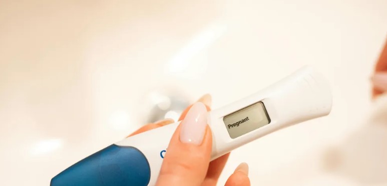 Poprosiłem mojego syna, żeby zrobił test DNA, który potwierdził ojcostwo, ale potem zadzwoniła matka jego narzeczonej i całkowicie mnie zszokowała.