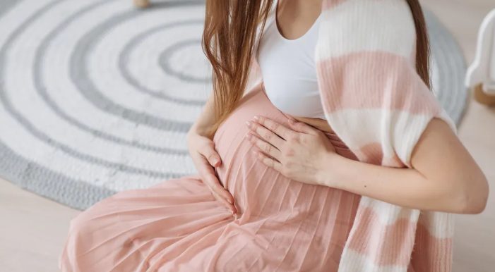 Pewnego dnia mama zamontowała monitor do pokoju swojego syna i przestraszyła się, gdy zobaczyła tam ruch — Historia dnia