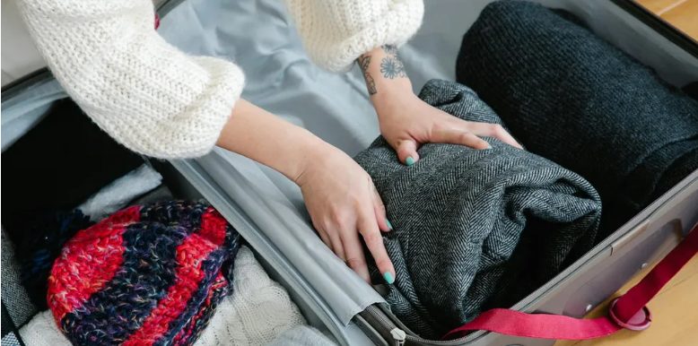 Mój mąż traktował mnie jak służącą i nianię dla swoich dzieci, więc rozwiodłam się z nim – 16 lat później dostałam wiadomość od jego córki, która sprawiła, że płakałam.