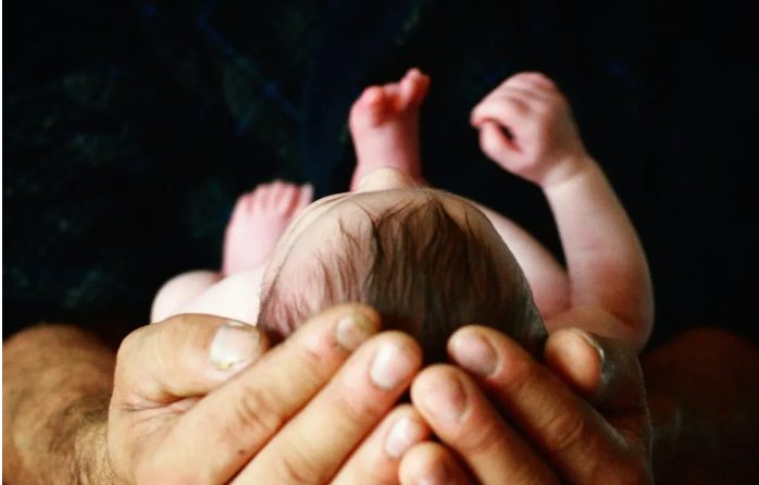 Moja szwagierka potajemnie zrobiła test DNA mojej córce – kiedy dowiedziałam się, dlaczego, zerwałam kontakt z moim bratem.