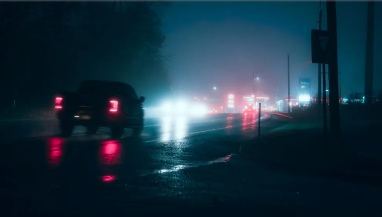 Wyszłam za mąż za najlepszego przyjaciela mojego zmarłego męża – ale w noc poślubną powiedział: „W sejfie jest coś, co musisz przeczytać.”
