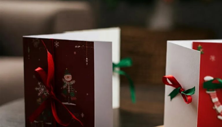 W tym roku wysłałam świąteczne kartki – a niedługo potem dostałam SMS-a: „Kochanie, to nie twój mąż jest na tym zdjęciu!”