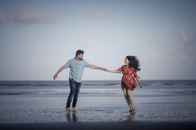 Po tym, jak straciliśmy nasze długo wyczekiwane dziecko, modliłem się o znak – wtedy usłyszałem płacz noworodka za śmietnikiem