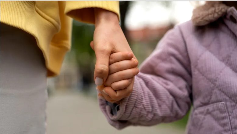 Mój mąż, z którym byłam w związku małżeńskim przez 39 lat, zawsze miał zamkniętą szafę – po jego śmierci zapłaciłam ślusarzowi, aby ją otworzył, i żałuję, że to zrobiłam.