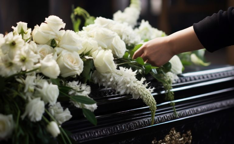 Moja ciężarna córka zmarła – Gdy na pogrzebie odczytano jej testament, cała sala zamilkła